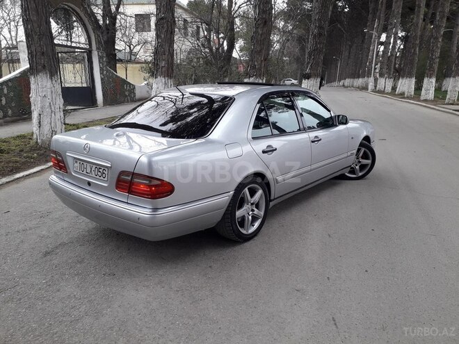 Mercedes E 320 1998, 235,000 km - 3.2 l - Sumqayıt