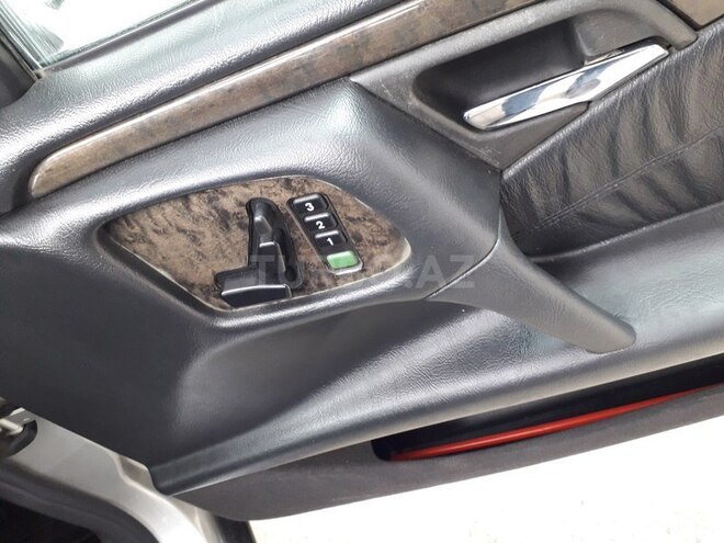 Mercedes E 320 1998, 235,000 km - 3.2 l - Sumqayıt