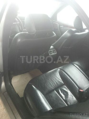 Mercedes E 240 2000, 233,899 km - 2.4 l - Bakı