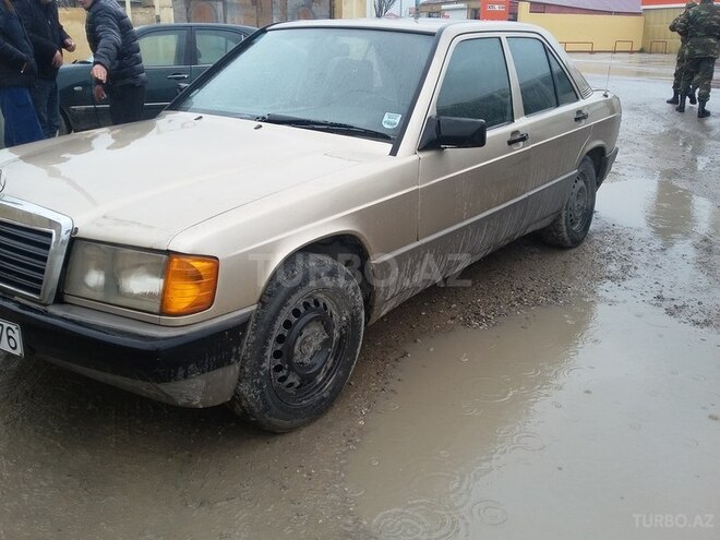 Mercedes 190 1992, 311,000 km - 2.0 л - Bakı