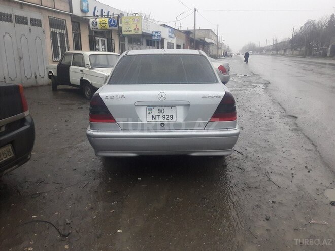 Mercedes C 230 2000, 257,000 km - 2.3 l - Bakı