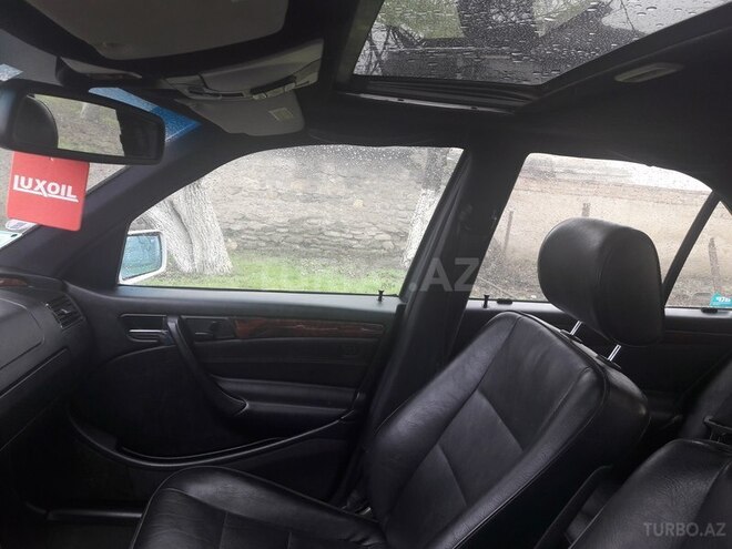 Mercedes C 230 2000, 257,000 km - 2.3 l - Bakı