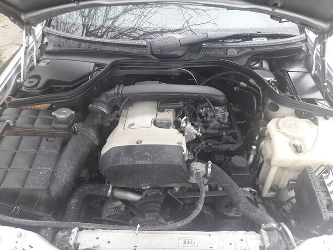 Mercedes C 230 2000, 257,000 km - 2.3 l - Bakı