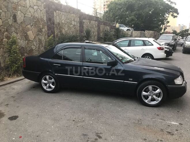 Mercedes C 230 1996, 300,000 km - 2.3 l - Bakı