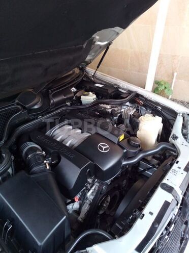 Mercedes E 240 1999, 244,000 km - 2.4 l - Bakı