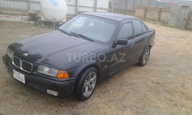 BMW 318 1995, 245,000 km - 1.8 l - Sumqayıt