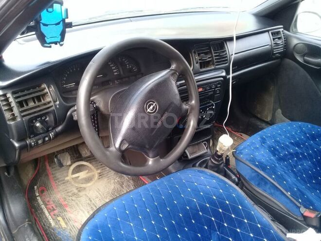 Opel Vectra 1996, 394,375 km - 2.0 l - Bakı