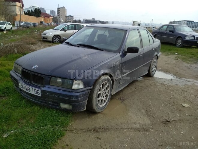 BMW 325 1992, 232,000 km - 2.5 l - Bakı
