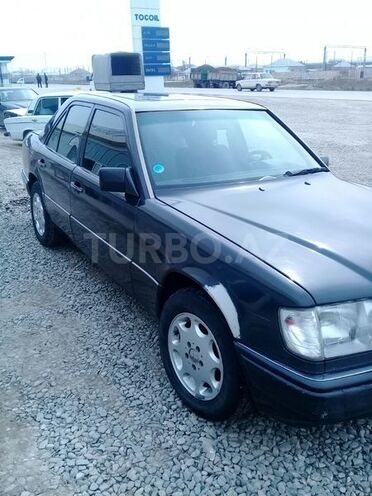 Mercedes E 220 1994, 400,000 km - 2.2 l - Bakı