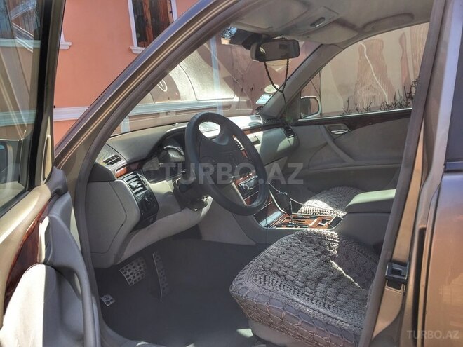 Mercedes E 240 2000, 230,000 km - 2.6 l - Qazax