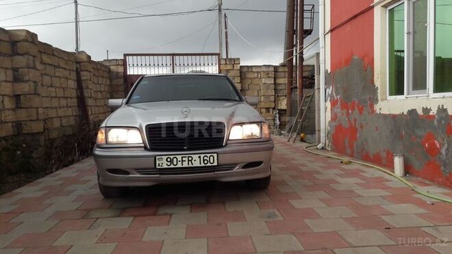 Mercedes C 240 1998, 310,000 km - 2.4 л - Bakı