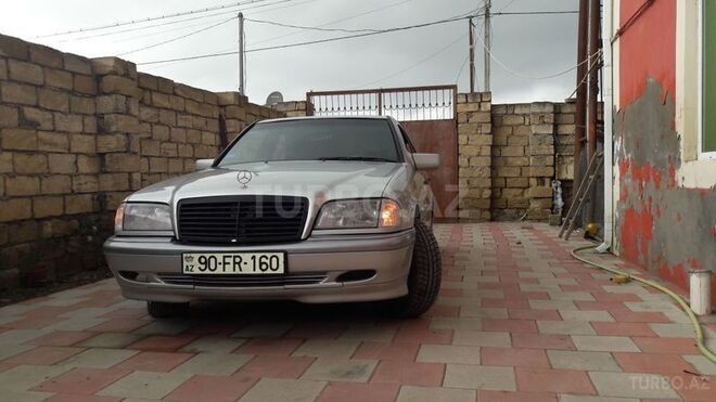 Mercedes C 240 1998, 310,000 km - 2.4 л - Bakı