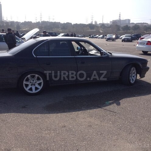 BMW 525 1993, 256,765 km - 2.5 l - Bakı