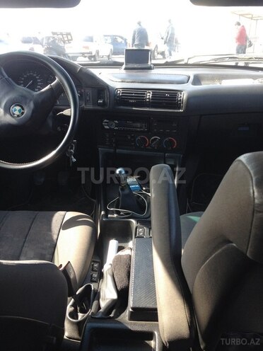 BMW 525 1993, 256,765 km - 2.5 l - Bakı