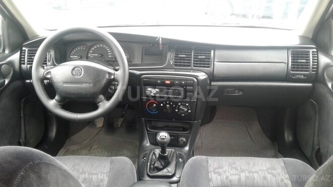 Opel Vectra 2001, 224,000 km - 1.6 л - Bakı