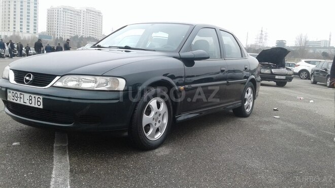 Opel Vectra 2001, 224,000 km - 1.6 л - Bakı