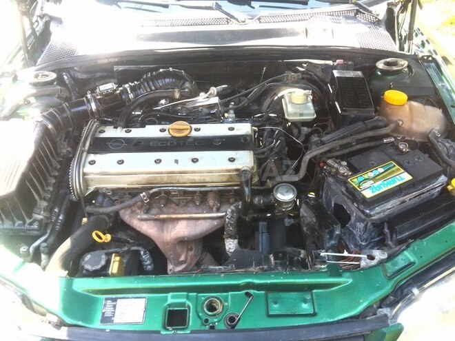 Opel Vectra 1996, 285,632 km - 2.0 л - Bakı