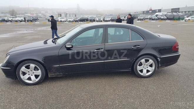 Mercedes E 320 2003, 305,873 km - 3.2 л - Bakı