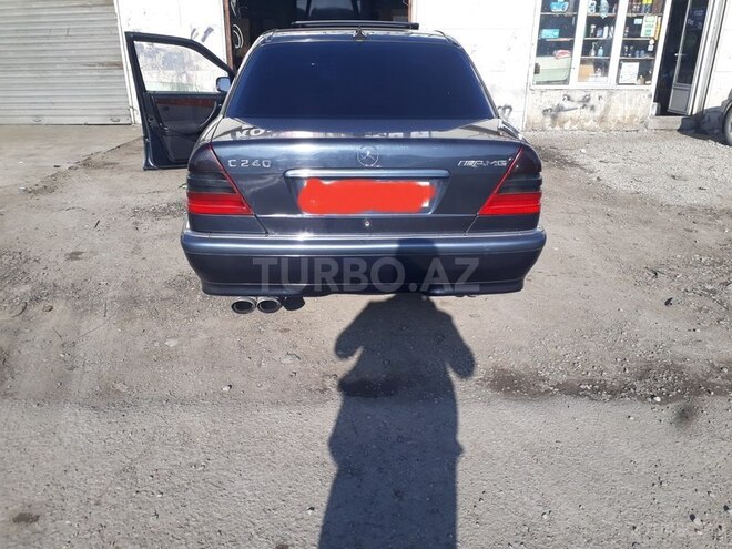 Mercedes C 240 2000, 300,000 km - 2.4 л - Sumqayıt