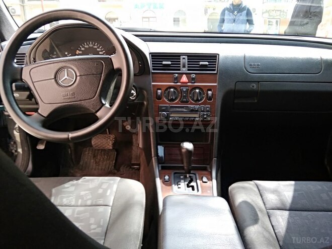 Mercedes C 200 1996, 320,000 km - 2.0 л - Bakı