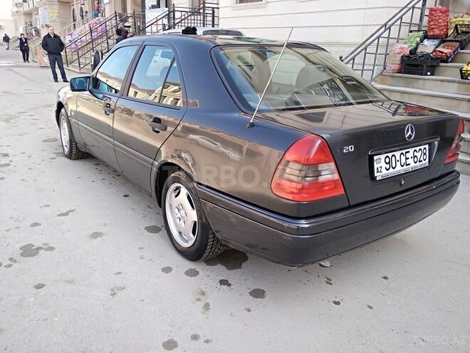 Mercedes C 200 1996, 320,000 km - 2.0 л - Bakı