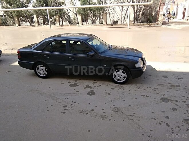 Mercedes C 200 1996, 320,000 km - 2.0 л - Bakı