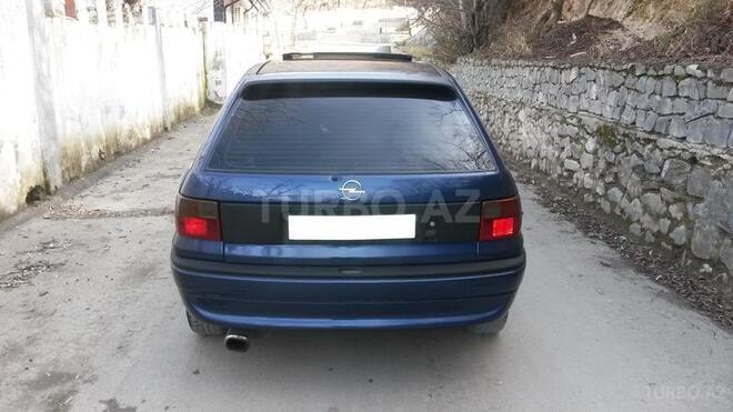 Opel Astra 1996, 250,000 km - 1.6 l - Şəki