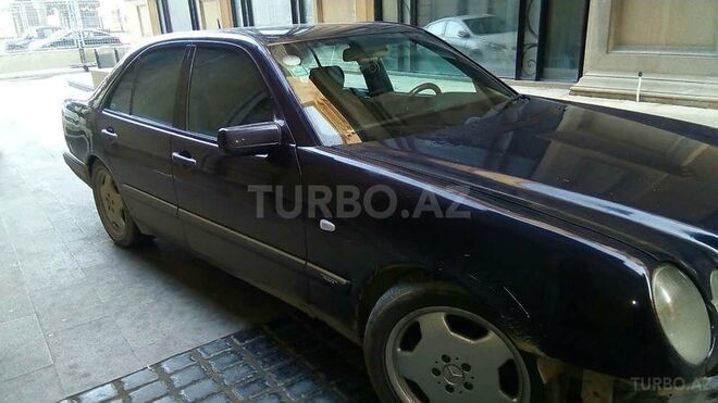 Mercedes E 230 1996, 230,000 km - 2.3 l - Bakı