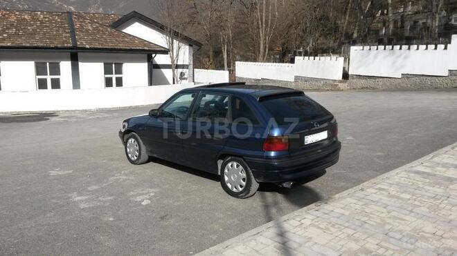 Opel Astra 1996, 250,000 km - 1.6 l - Şəki