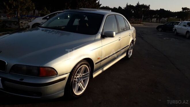 BMW 528 1997, 300,000 km - 2.8 l - Bakı