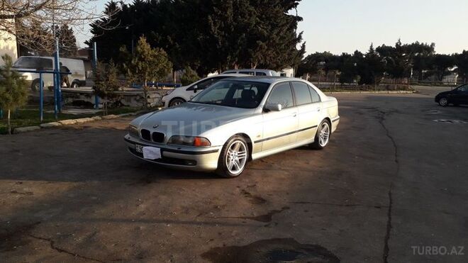 BMW 528 1997, 300,000 km - 2.8 l - Bakı