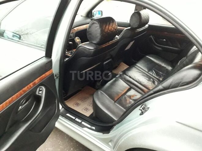 BMW 528 1997, 300,000 km - 2.8 l - Bakı