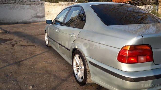 BMW 528 1997, 300,000 km - 2.8 l - Bakı