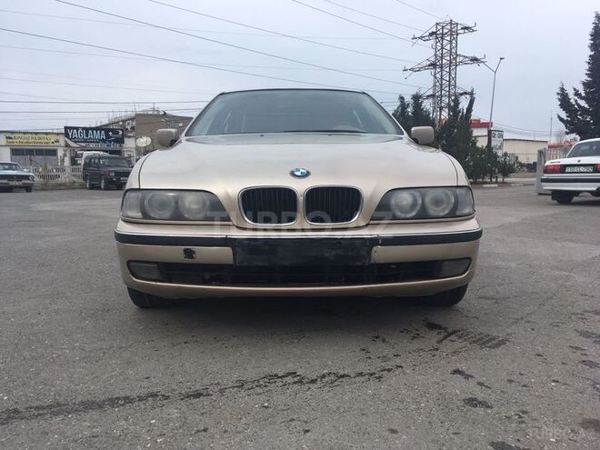BMW 528 1997, 356,237 km - 2.8 л - Xırdalan