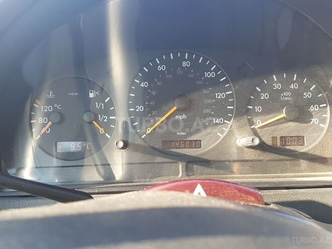 Mercedes ML 320 2001, 146,000 km - 3.2 l - Lənkəran