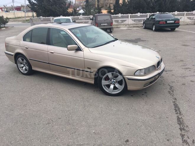 BMW 528 1997, 356,237 km - 2.8 л - Xırdalan