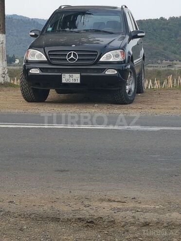 Mercedes ML 320 2001, 146,000 km - 3.2 l - Lənkəran