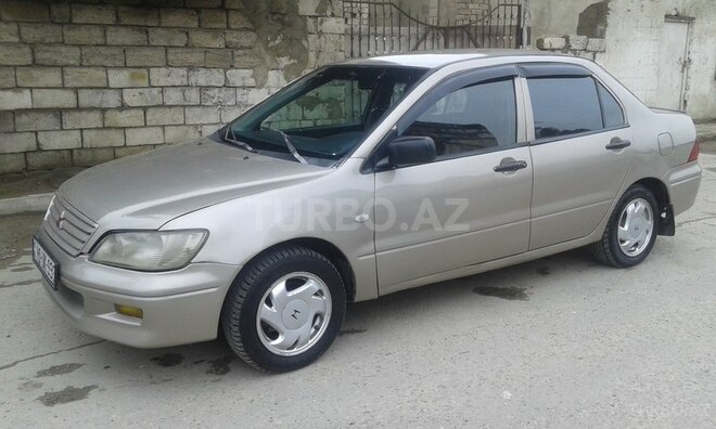 Mitsubishi Lancer 2002, 250,000 km - 1.3 l - Bakı
