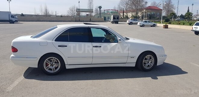Mercedes E 320 1997, 250,000 km - 3.2 l - Bərdə