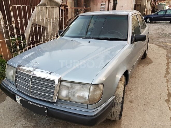 Mercedes E 200 1991, 255,555 km - 2.0 l - Bakı