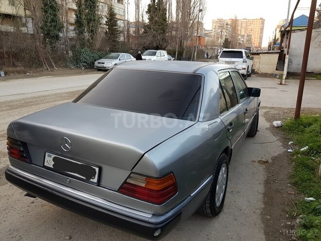 Mercedes E 200 1991, 255,555 km - 2.0 l - Bakı