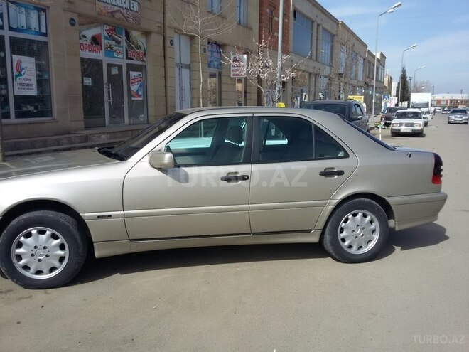 Mercedes C 200 1997, 171,000 km - 2.2 l - Gəncə