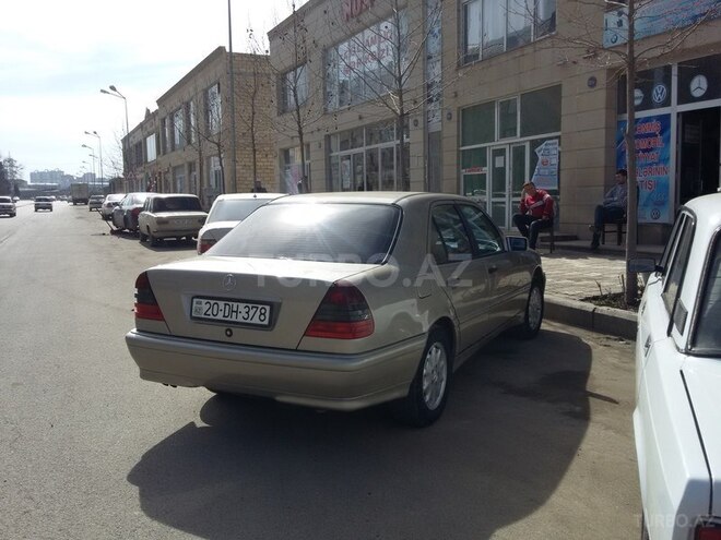 Mercedes C 200 1997, 171,000 km - 2.2 l - Gəncə