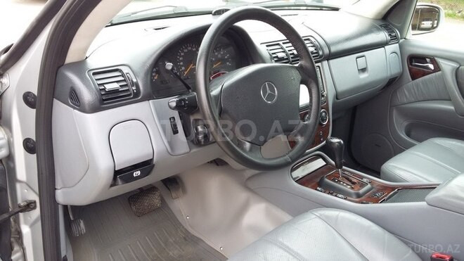 Mercedes ML 270 2002, 273,000 km - 2.7 л - Bakı
