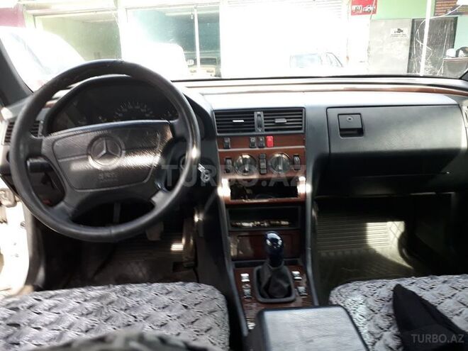 Mercedes C 180 1994, 250,000 km - 1.8 l - Gəncə