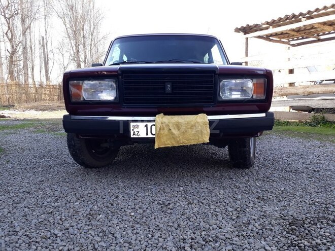 LADA (VAZ) 2107 2005, 280,000 km - 1.6 л - Ucar