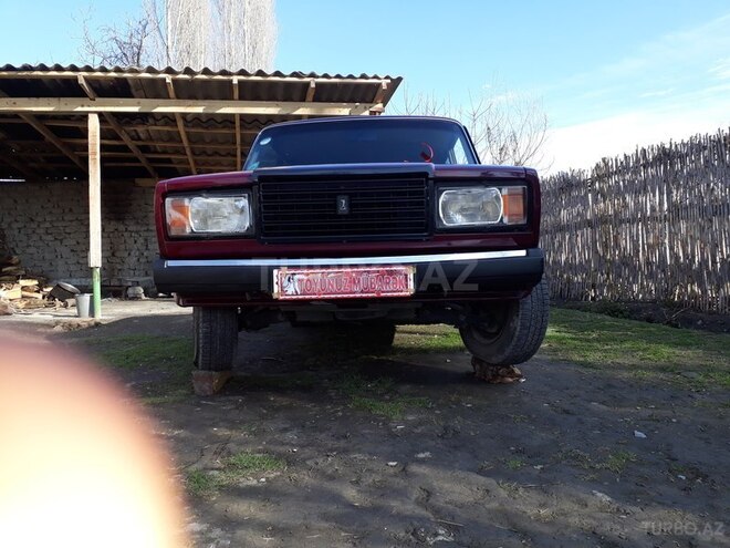 LADA (VAZ) 2107 2005, 280,000 km - 1.6 л - Ucar