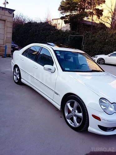 Mercedes C 230 2005, 218,000 km - 2.5 l - Bakı