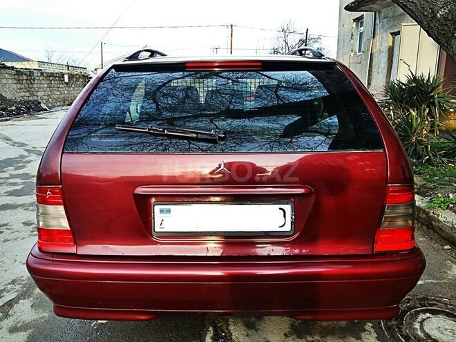 Mercedes C 180 1999, 325,900 km - 1.8 l - Bakı