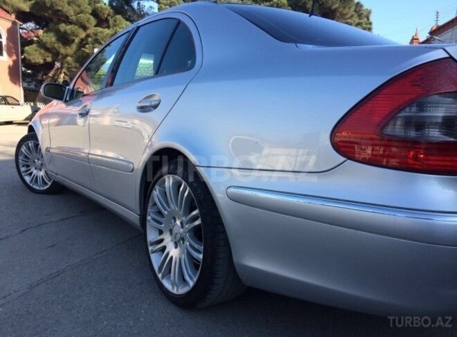 Mercedes E 220 2002, 240,200 km - 2.2 l - Bakı